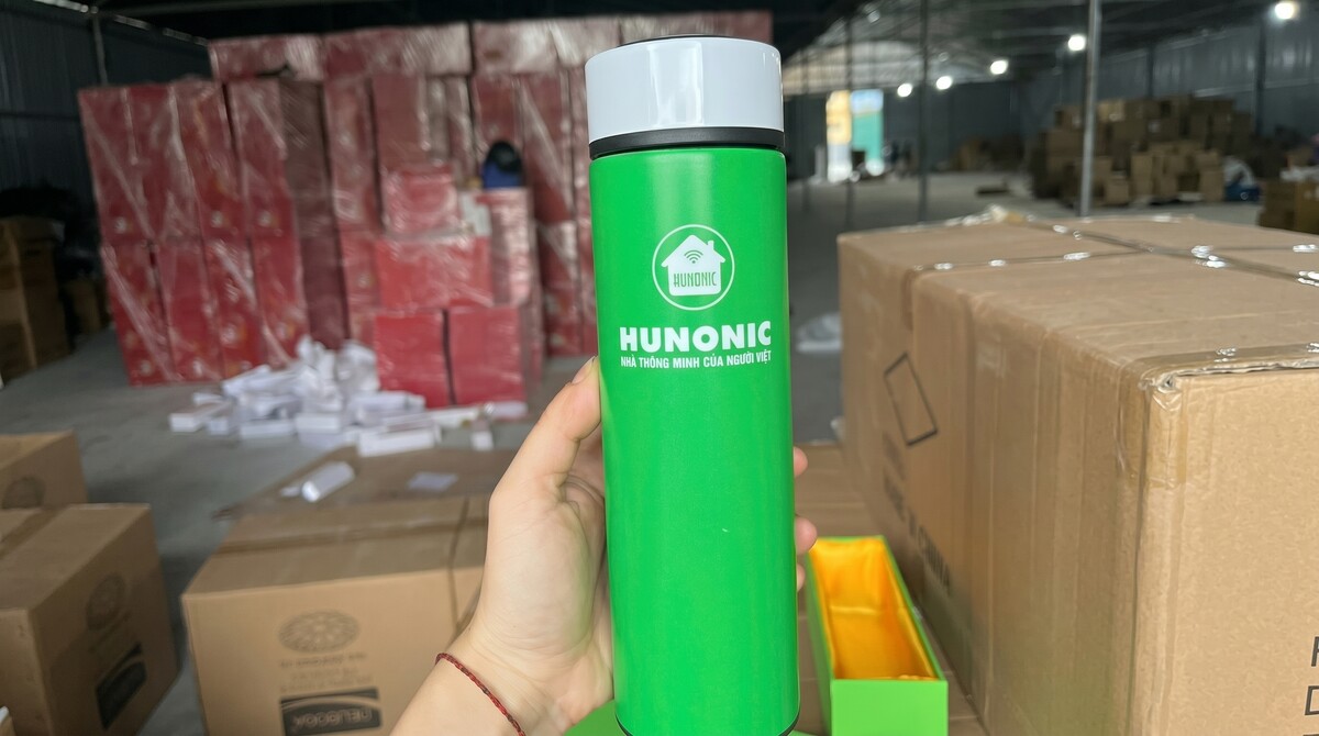 10 Mẫu Giftset Bình Giữ Nhiệt Cao Cấp In Logo 2026