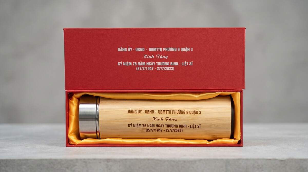 10 Mẫu Giftset Bình Giữ Nhiệt Cao Cấp In Logo 2026