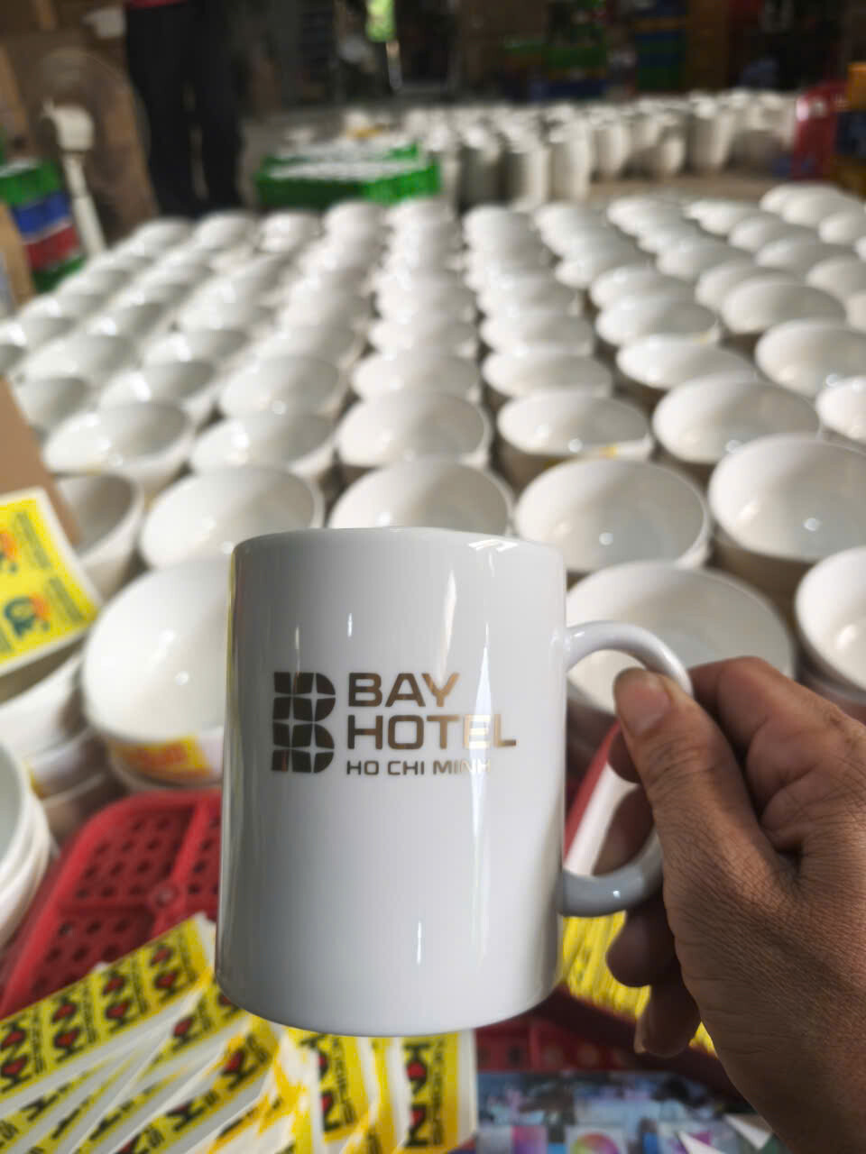 Dự Án 1000 Ly Sứ Bát Tràng In Logo Bay Hotel HCM