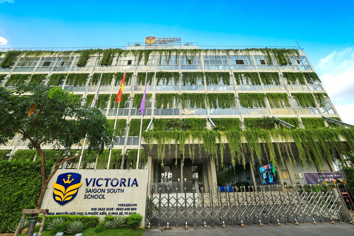 Dự Án 1500 Balo Học Sinh Cao Cấp Cho Victoria School