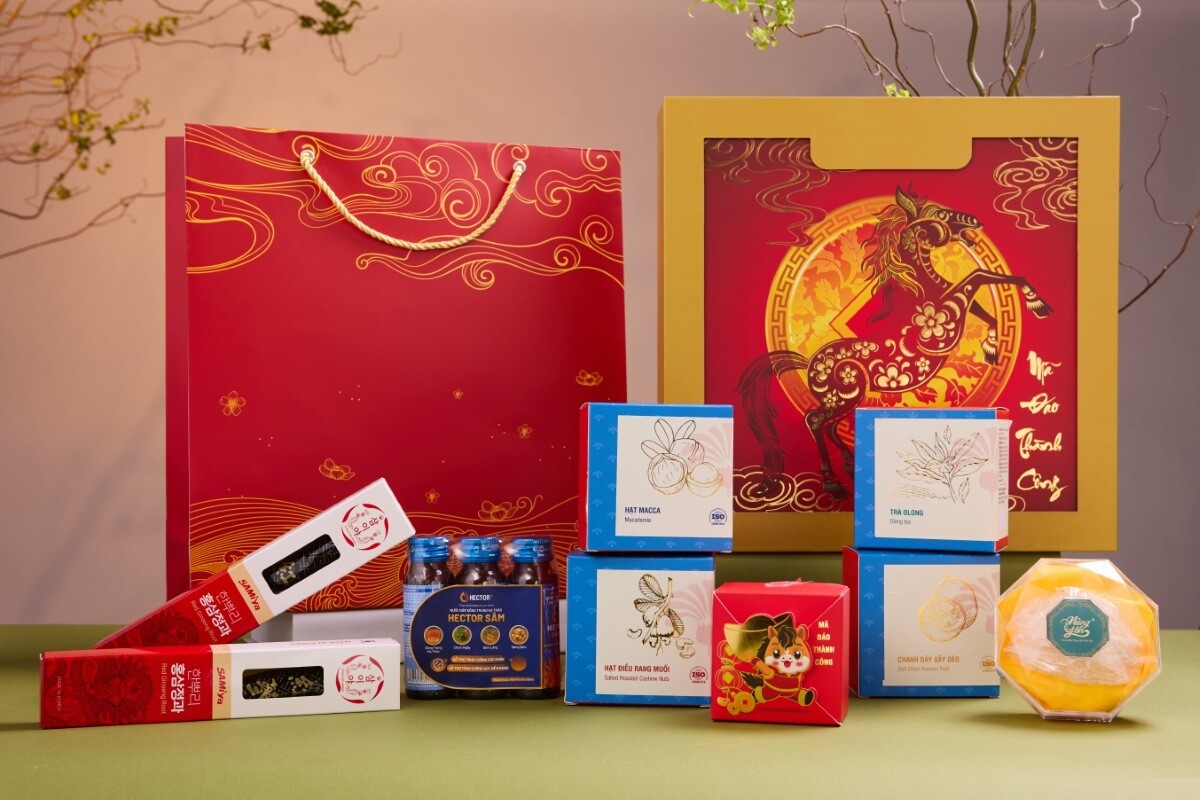 Hộp Quà Tết Mã Đáo Thành Công