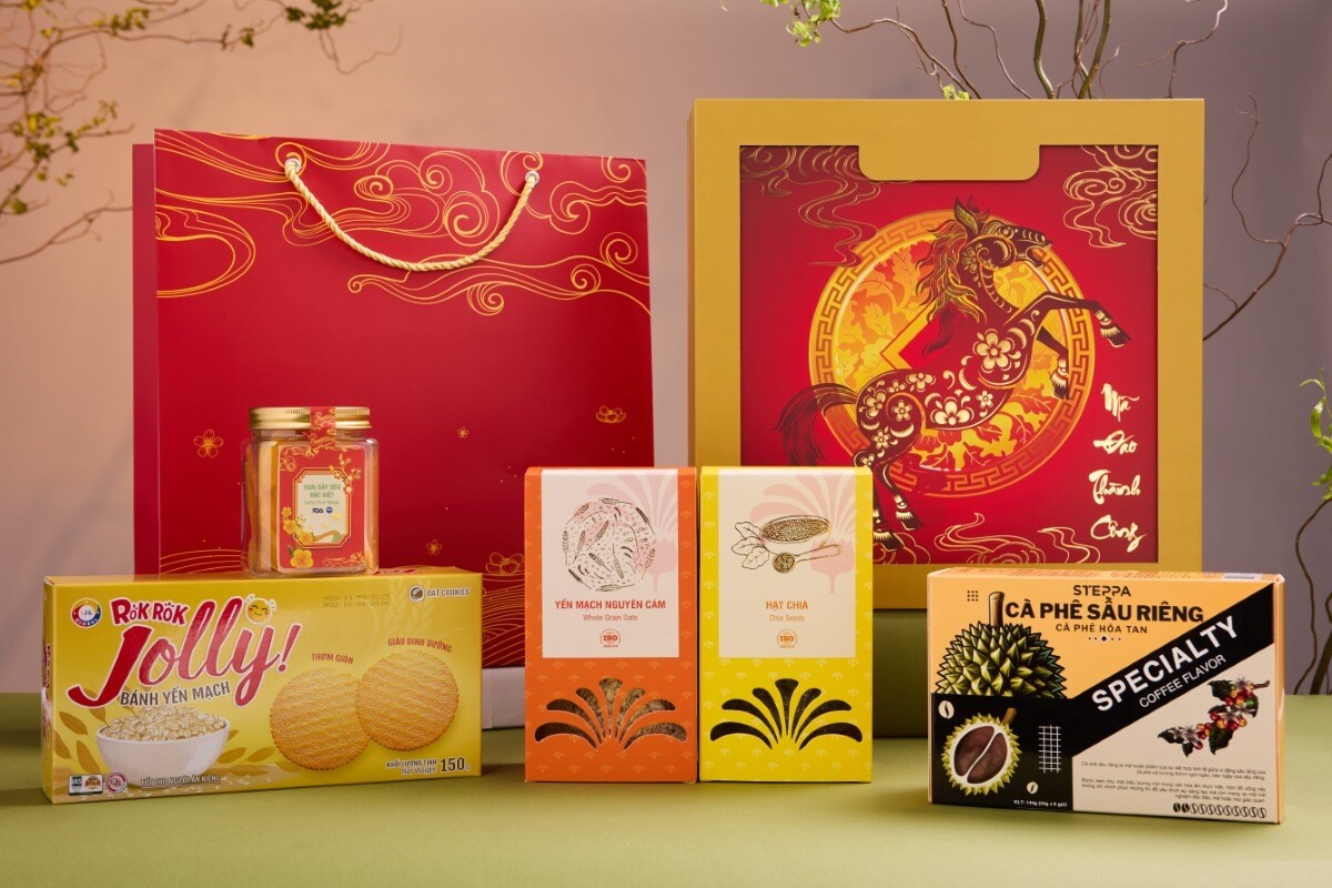 Hộp Quà Tết Mã Đáo Thành Công