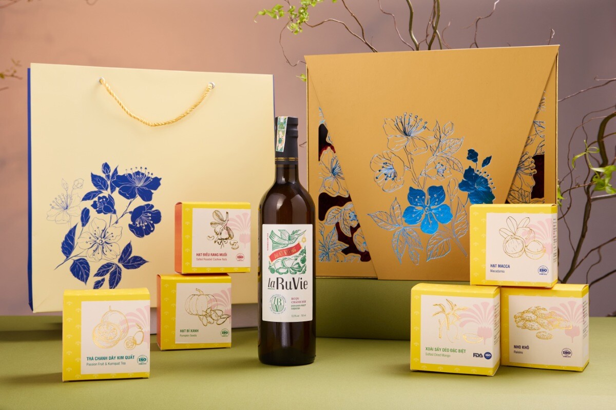 Hộp Quà Tết Mai Vàng