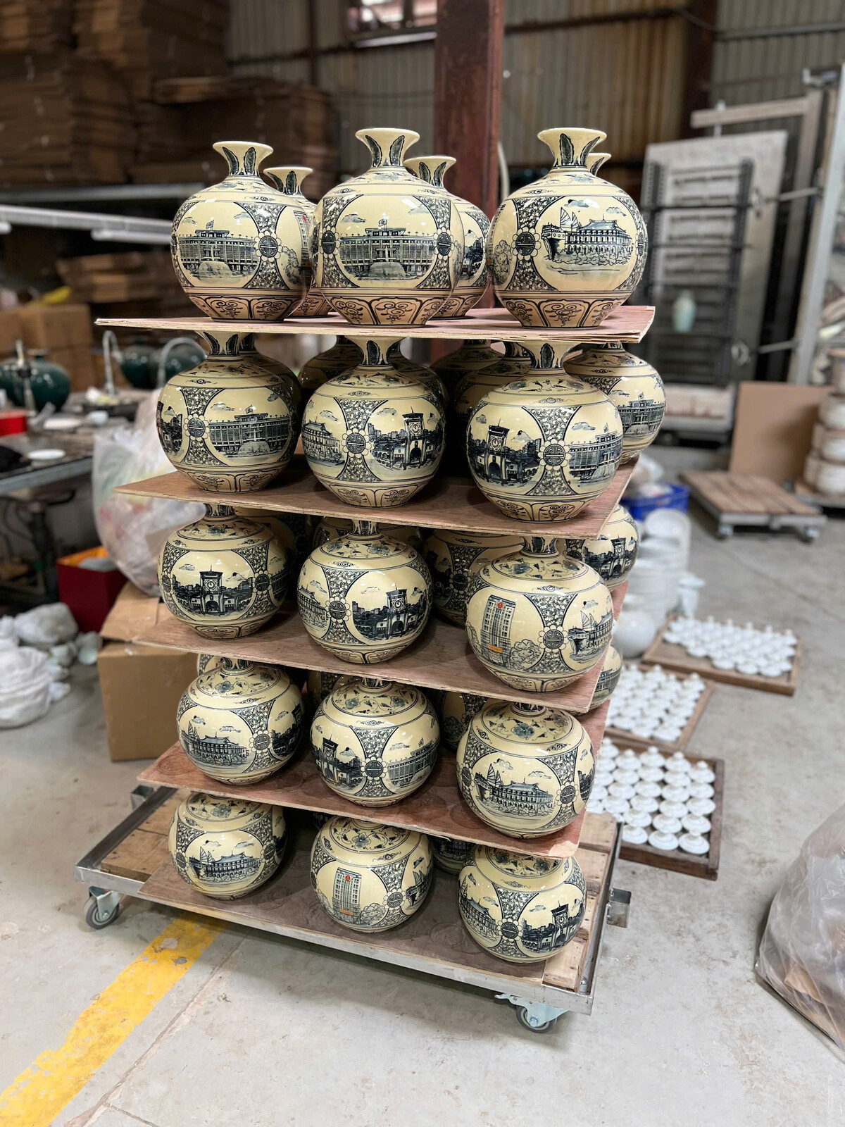 Tại Sao Chọn Đối Tác Quà Tặng Có Xưởng Sản Xuất