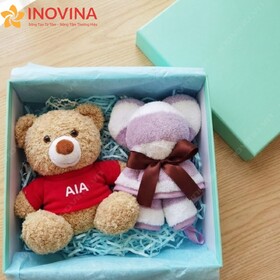 Bộ Quà Tặng 8/3 Gấu Bông Và Khăn Tay
