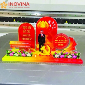 Kỷ Niệm Chương Gắn Hình Mẫu 1