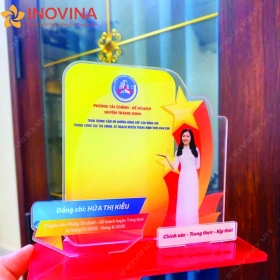 Kỷ Niệm Chương Gắn Hình Mẫu 5