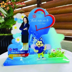 Kỷ Niệm Chương Gắn Hình Mẫu 6