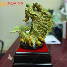 Tượng Cá Chép Hóa Rồng Vẽ Vàng Gốm Sứ Để Bàn