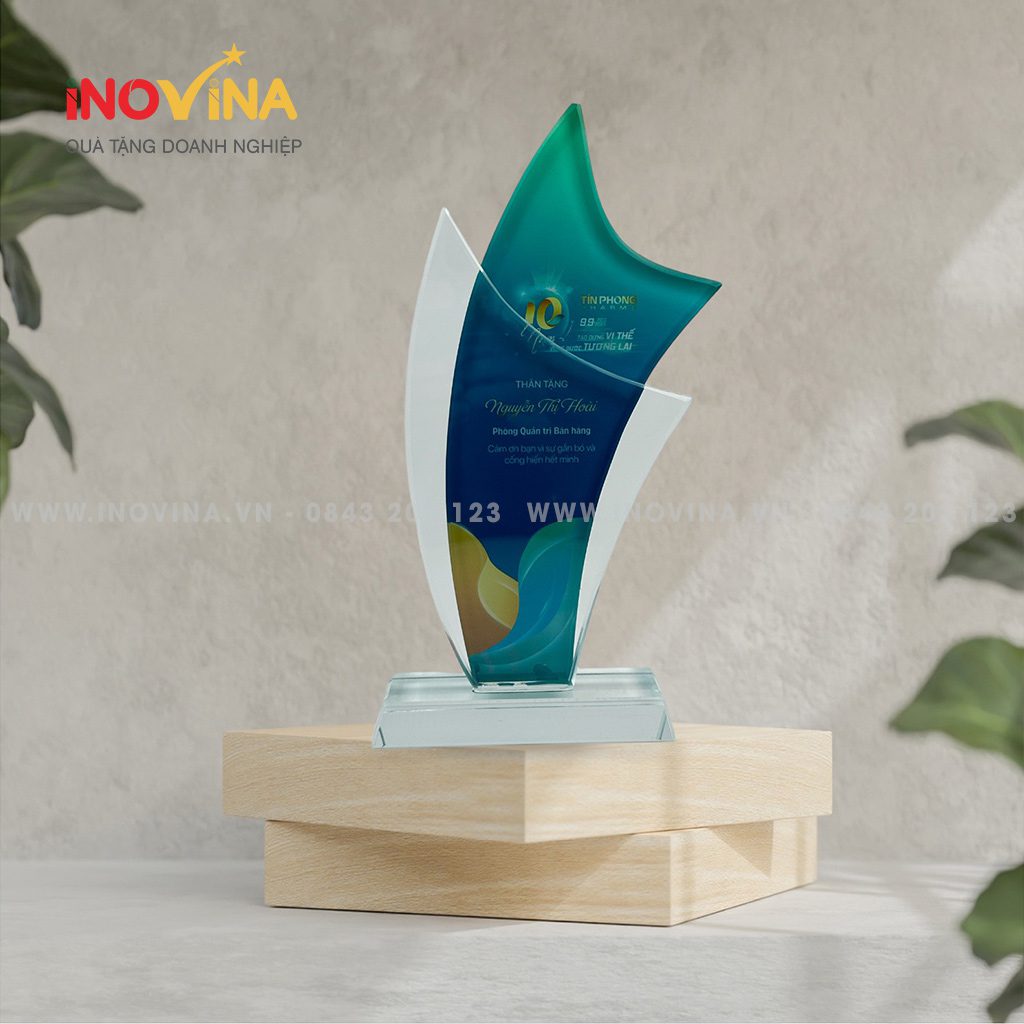Biểu Trưng Pha Lê BT-036424